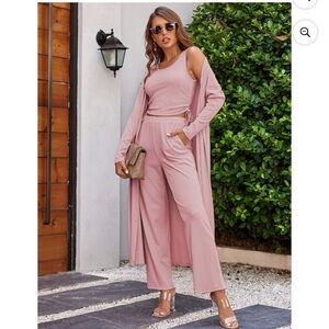 Chic Women's Pajama Set 3 Piece Set